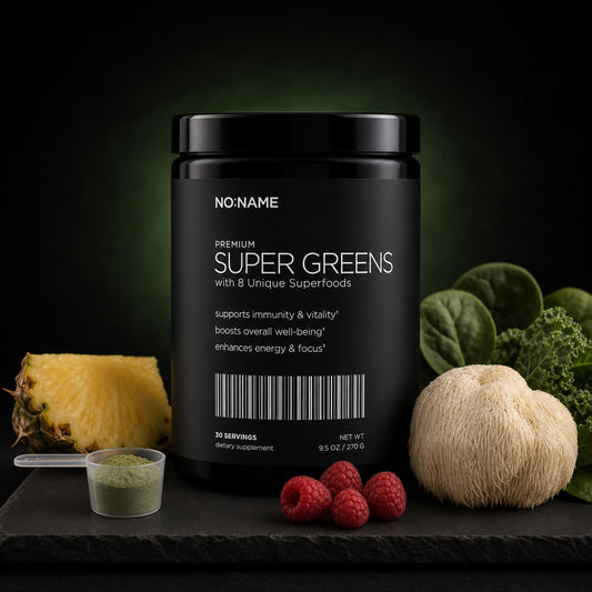 NO NAME SuperGreens with lion's mane, organic greens, pineapple and raspberries on black slate